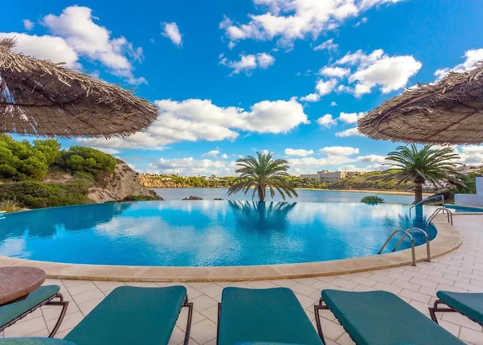 アパート White Sands 613